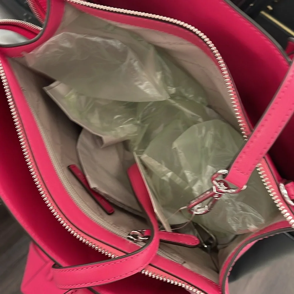 Michaela Kors Sheila Medium Faux Saffiano Leather Satchel
Dragonfruit 
NWT - Picture 10 of 16